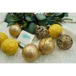 Set de 12 ornamente de brad, Flippy, de tip Glob, Auriu/ Galben, din plastic, cu finisaj sclipitor , cutie 6 cm