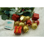 Set de 12 ornamente de brad, Flippy, de tip Glob, Rosu/ Auriu, din polistiren, cu finisaj sclipitor , cutie 4 cm