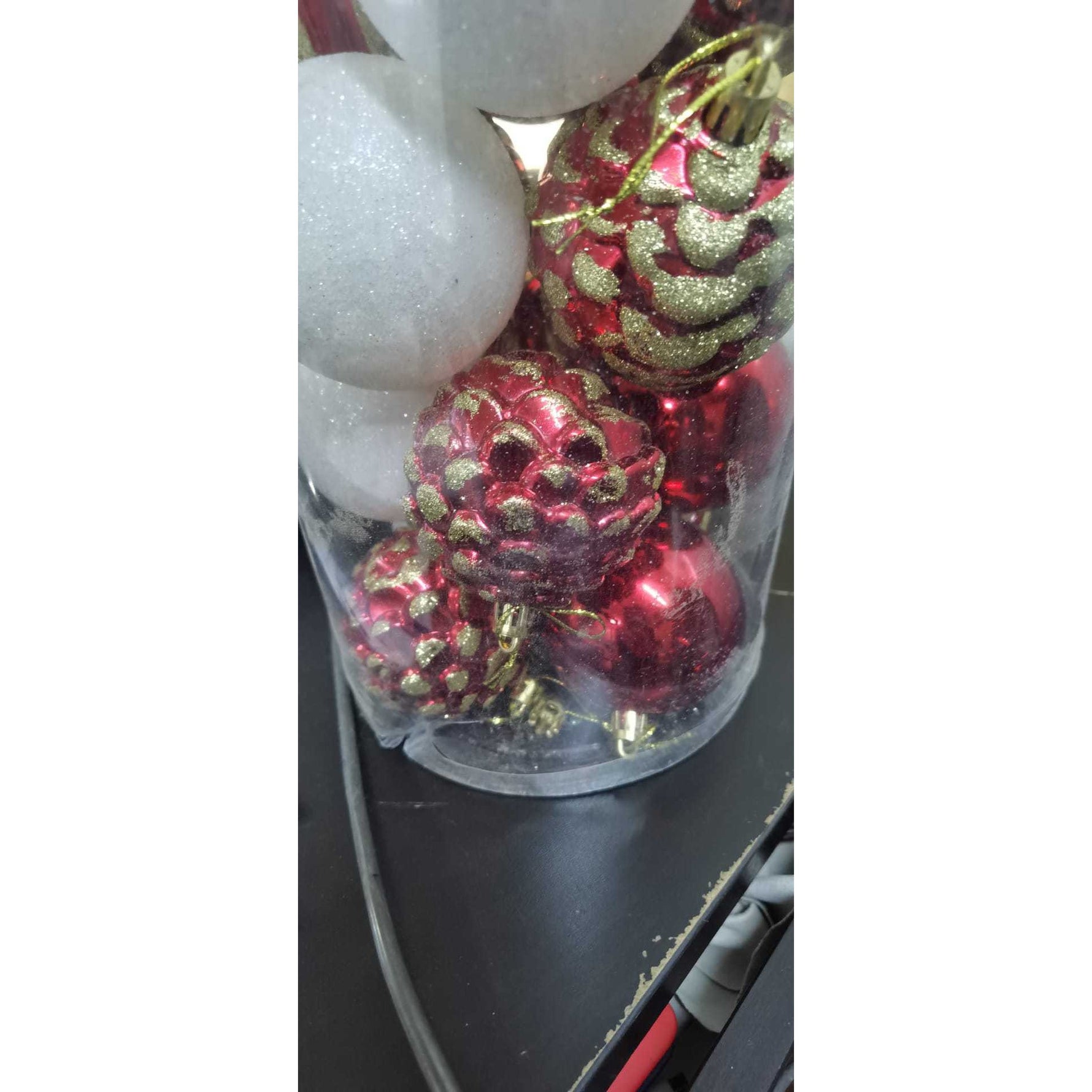 Set de 24 ornamente de brad, Flippy, de tip Glob, Alb/ Rosu, cu ø de 7 cm, din plastic, cu finisaj sclipitor , cutie 16
