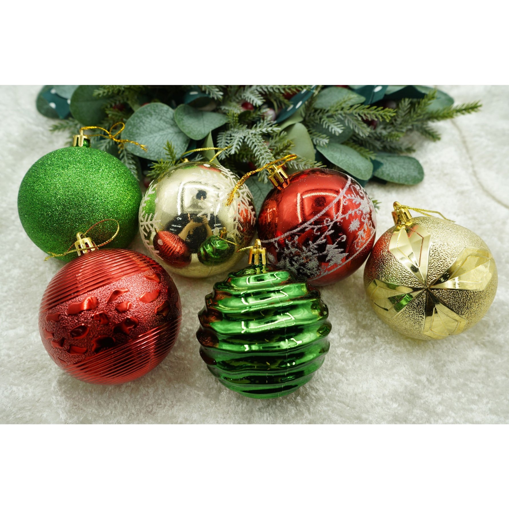 Set de 24 ornamente de brad, Flippy, de tip Glob, Multicolor, cu ø de 8 cm, din plastic, cu finisaj sclipitor , cutie