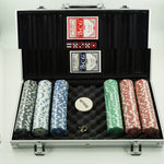 Set de Poker Complex cu 300 de jetoane Flippy, Include 2 seturi de carti, 5 zaruri, Echipat cu servieta de aluminiu cu