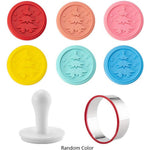 Set 6 stampile pentru prajituri Flippy, tematica de Craciun, din silicon alimentar non-toxic, taietor aluat inclus, 6