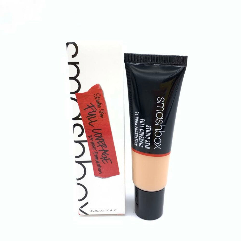 Smashbox, Studio Skin, Acoperire mare, Fond de ten lichid, 2,4, Ton deschis-mediu cald și piersic, 30 ml - Olmarkt
