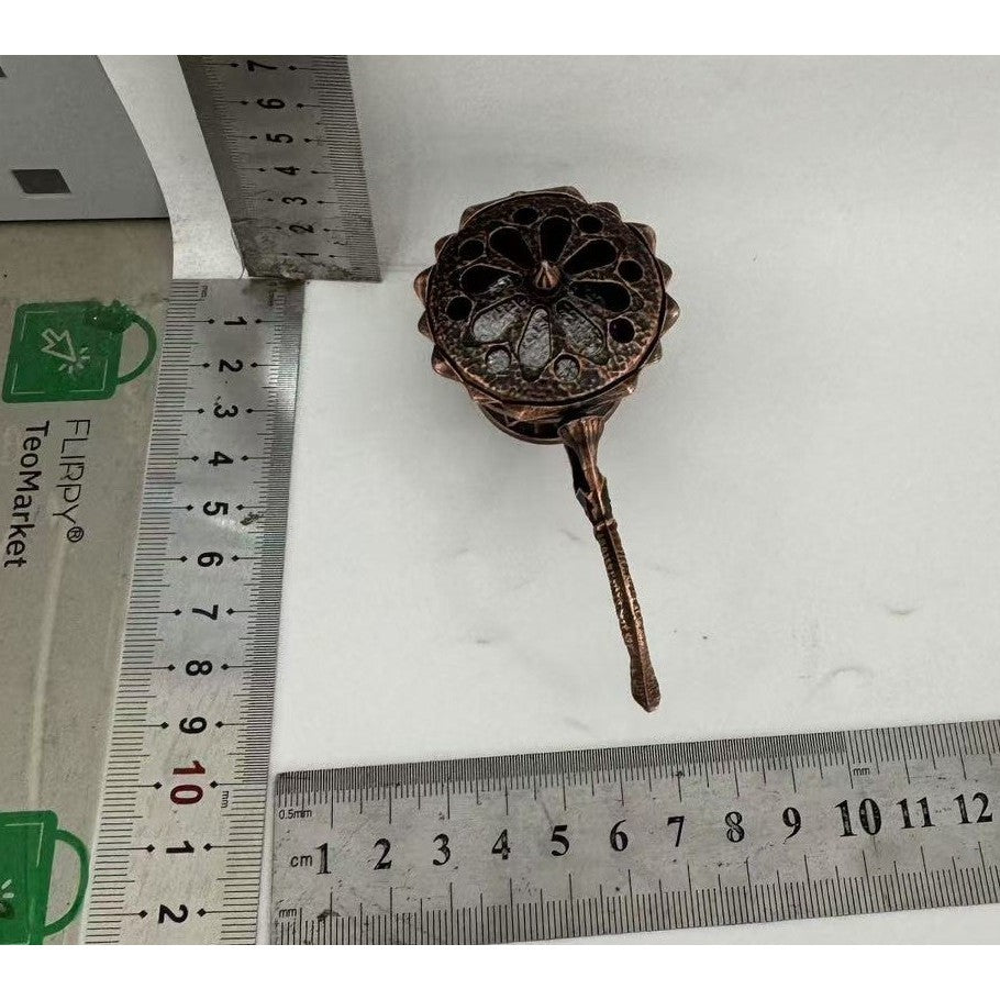 Suport de Tamaiat, Flippy, din Aliaj de Zinc, Model Lotus, Ignifug, 9.7 x 4.8 x 4.7 cm, Cupru