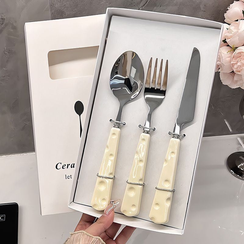Tacamuri pentru Copii, Flippy, Set 3 Piese, Tacamuri pentru Dejun, Lingura Furculita Cutit, Stil Italian, Manere forma