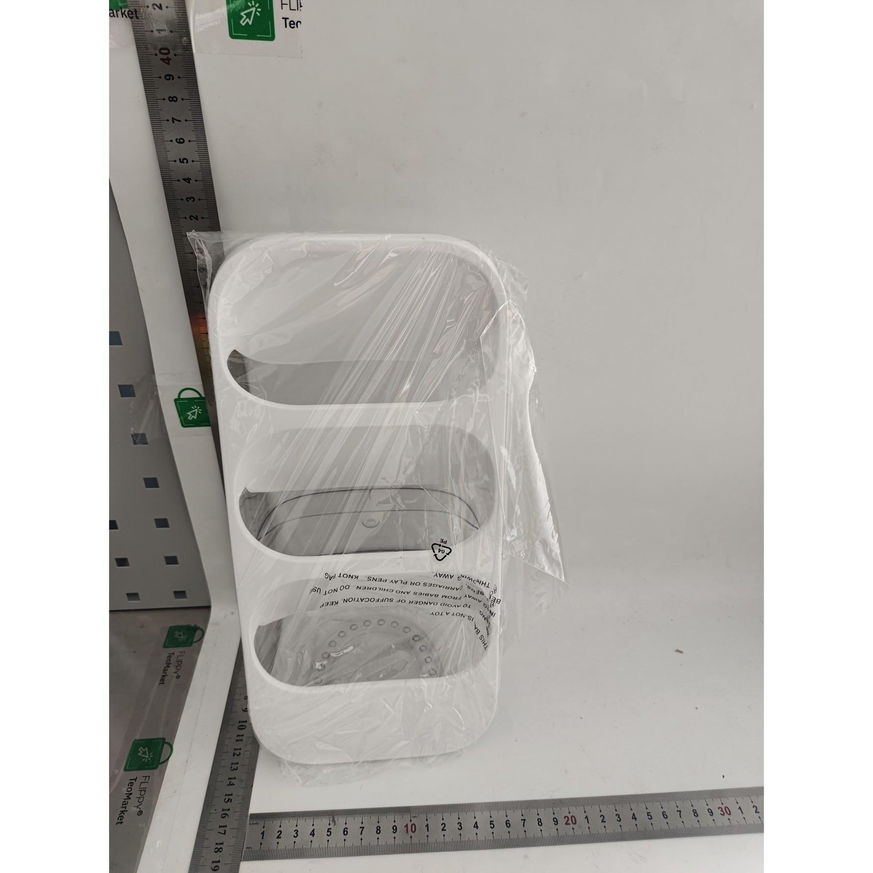 Suport - Organizator pentru Tacamuri, Flippy, 3 Compartimente, Suport pentru Cosmetica, Ustensile, Material PP Durabil,