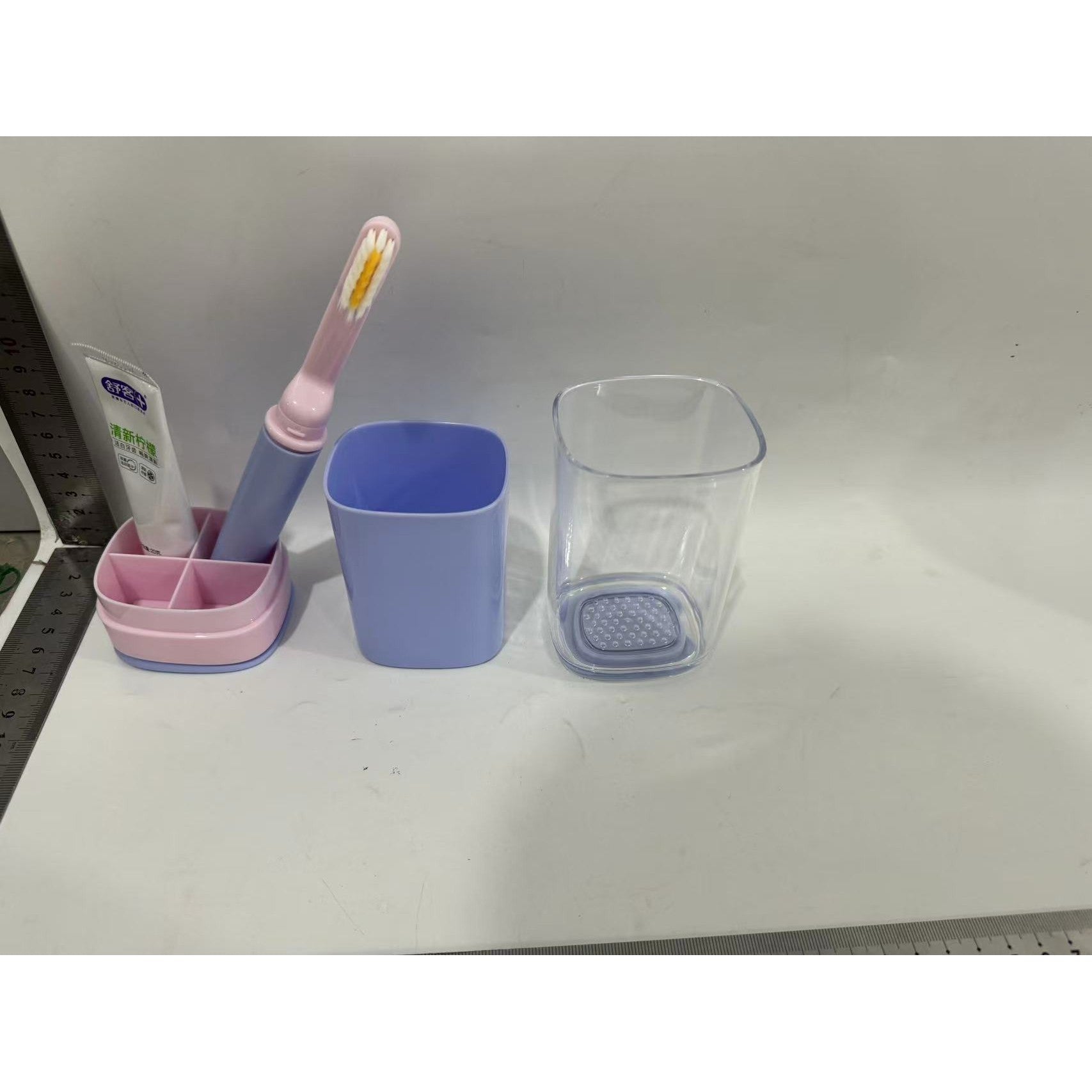 Cana Multifunctionala pentru Voiaj, Flippy, cu Functii de Depozitare si Suport Articole Igiena Dentara, 13 x 6.8 x 6