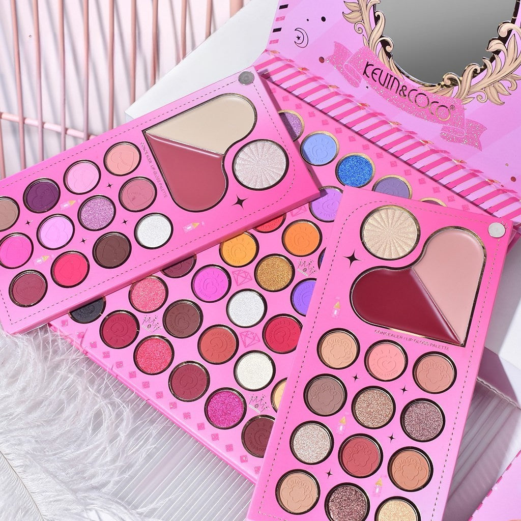 Trusa de Machiaj, KEVIN & COCO, Princess Palette. Fard de Pleoape, Iluminator, Corector, Ruj, 79 culori, 19.7 x 20 x 2