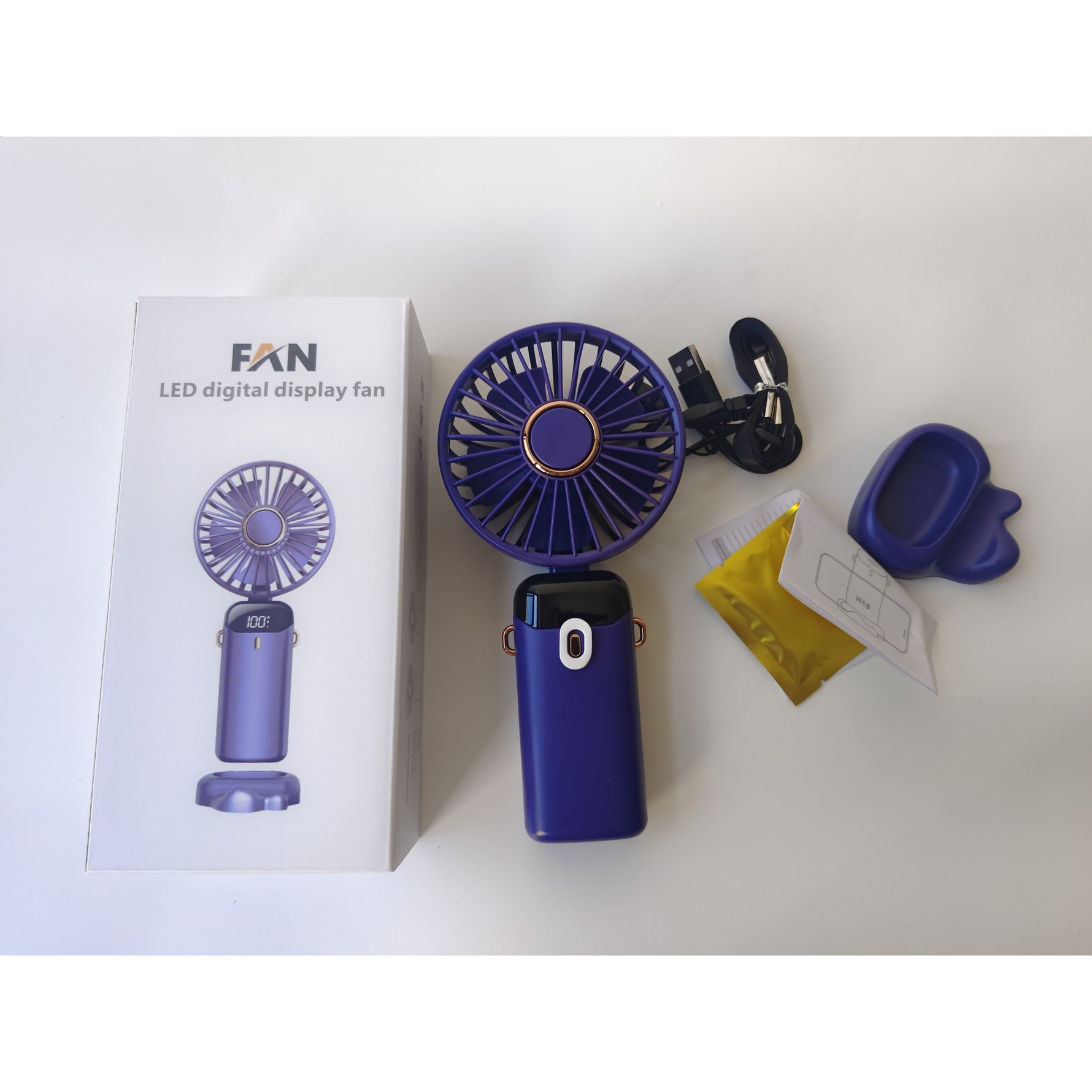 Ventilator Ultra Portabil cu Aromaterapie, Flippy, 3 in 1, de Mana, de Birou, de Gat, 5 Trepte de Viteza, Incarcare